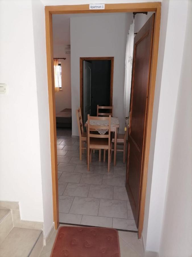 Apartmani Gajeta 비오그라드나모루 외부 사진